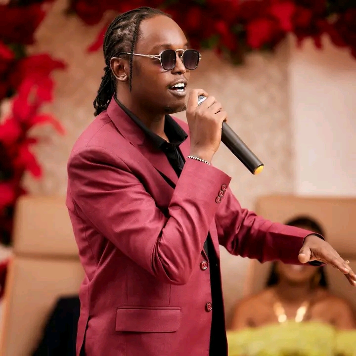 Single Dee | Biography