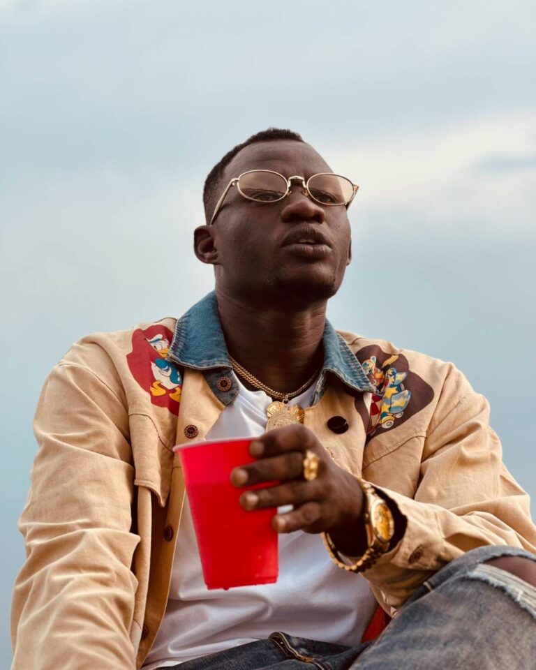 Kebir Min Ana by Young Boy