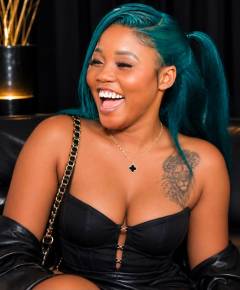 Lady Kola Biography